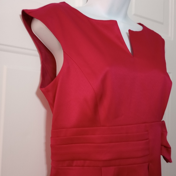 London Time Fushia Dress. Size 8 - Picture 8 of 13